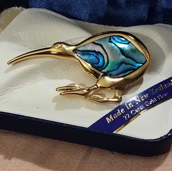 NEW!! ARIKI PAUA SHELL Pin/Brooch - Picture 3 of 7